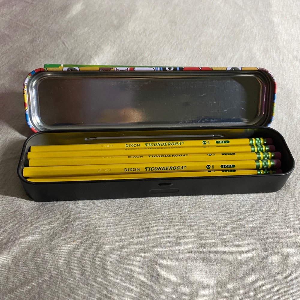 Randomized college gift set - Picture 6 of 9